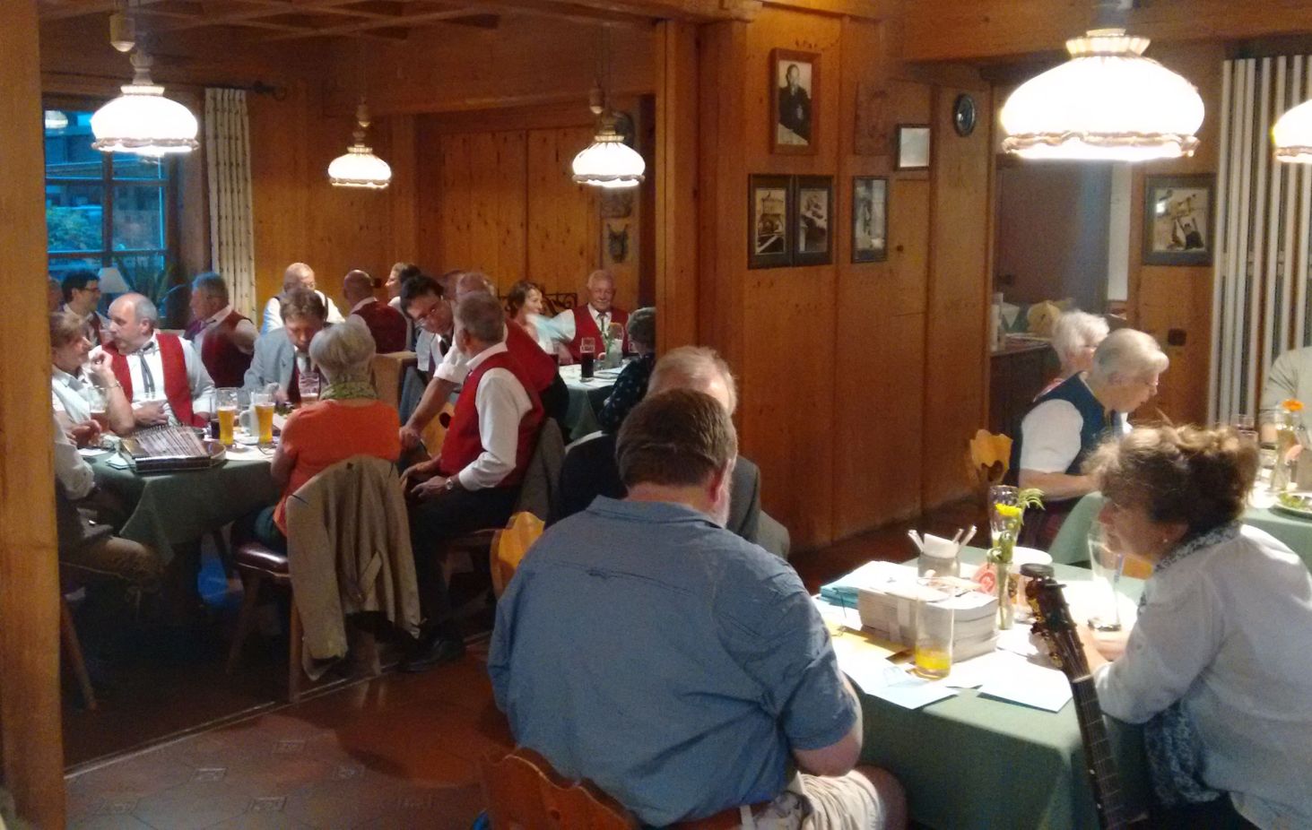 2019-025 Wirtshaussingen.jpg